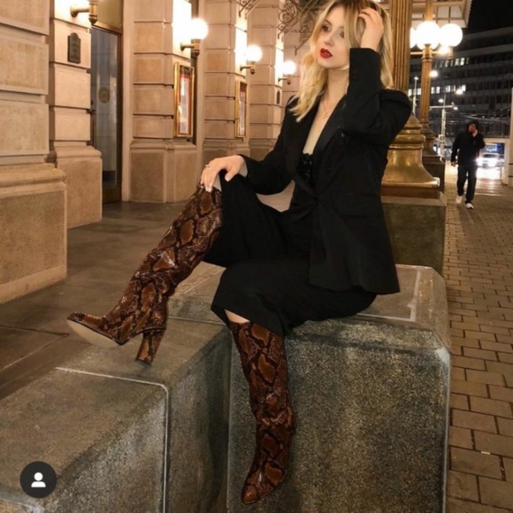 Zara Brown Snakeskin Knee-High Heeled Boots